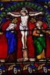stained-glass-5046761_1920.jpg